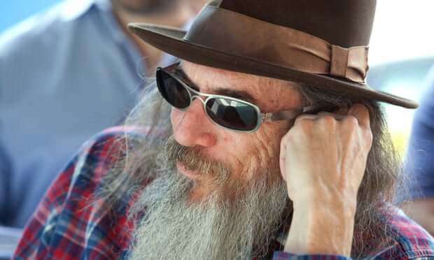 Larry Charles